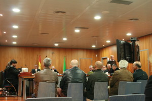 Cinco policías se sientan en el banquillo el 5 de marzo acusados de presuntos abusos sexuales a internas del Centro de Internamiento de Extranjeros de Málaga (CIE) en 2006.